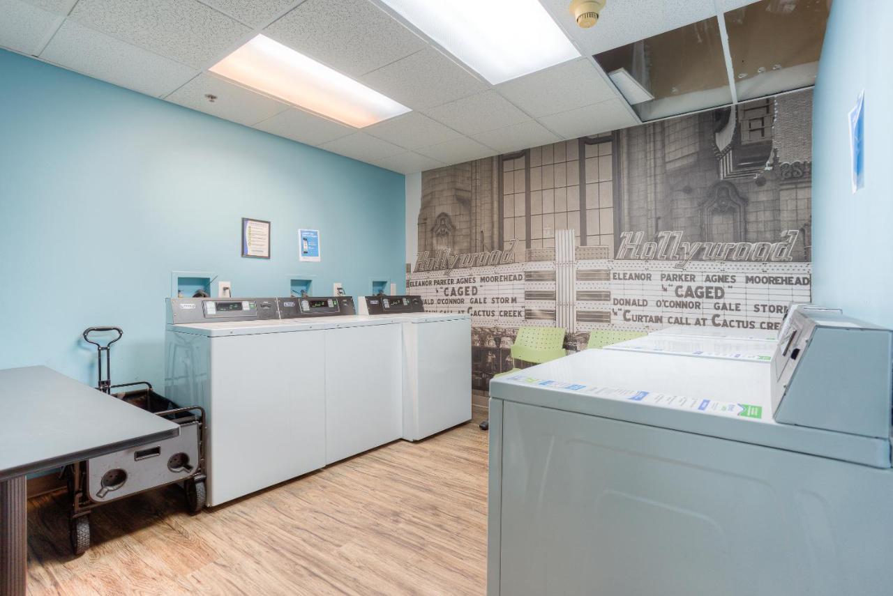 Frontdesk I River Place Apts Rivertown Detroit Daire Dış mekan fotoğraf