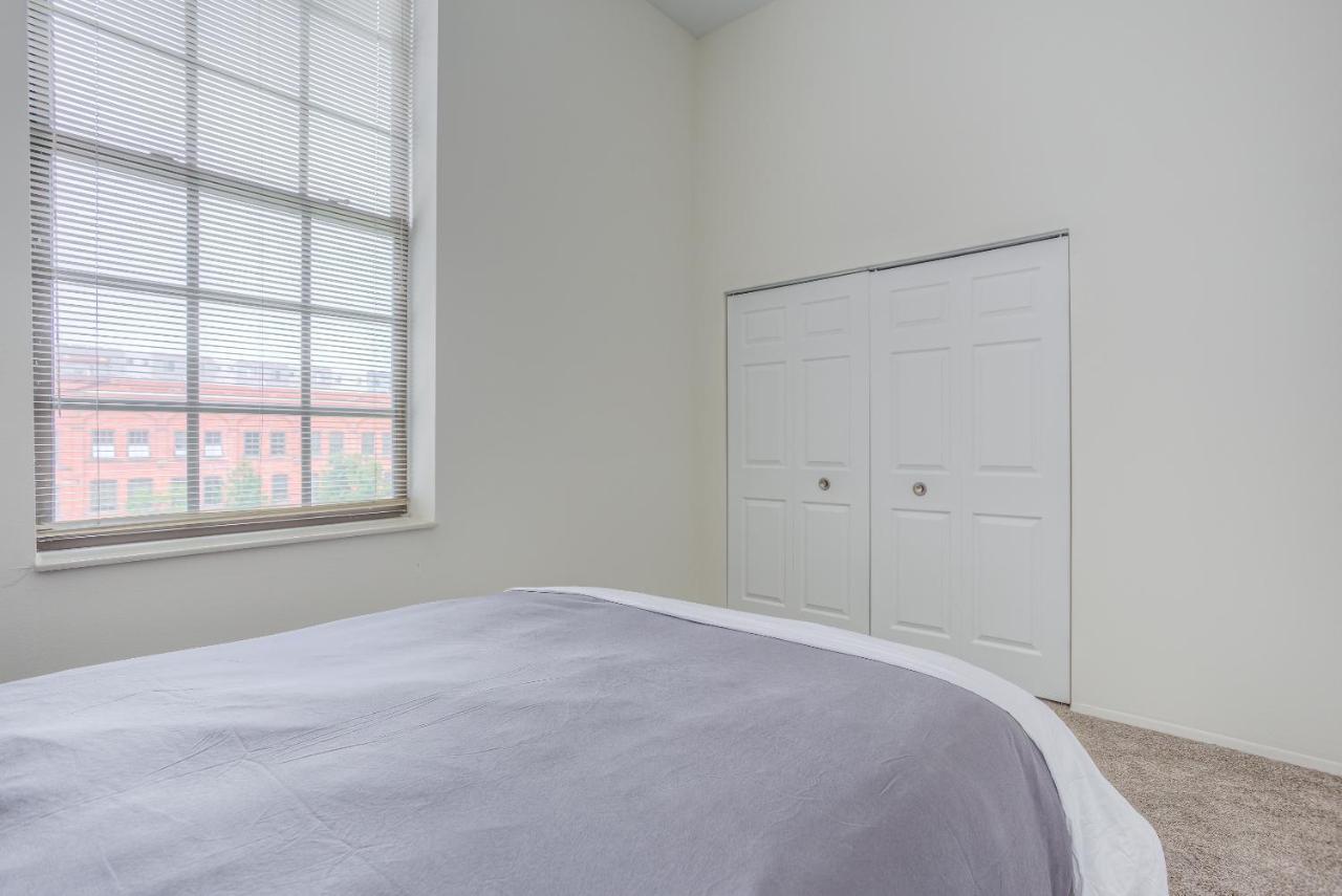 Frontdesk I River Place Apts Rivertown Detroit Daire Oda fotoğraf